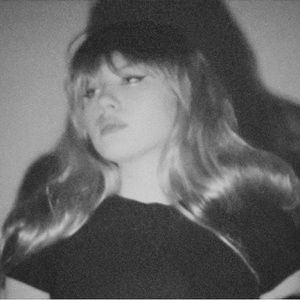 Meet your Posher, Riley